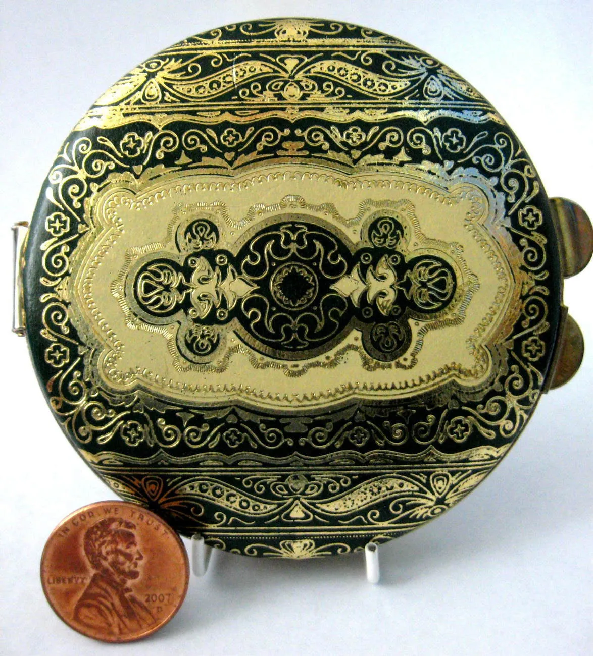 Compact Italian Gold Tooled Leather Green Yellow Gold Vintage Mid Century 1960s